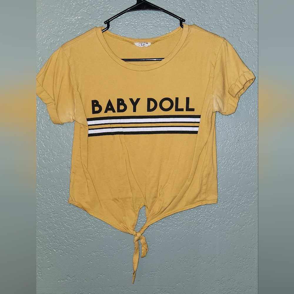 Yellow "Babydoll" short sleeve tied t-shirt - Used
